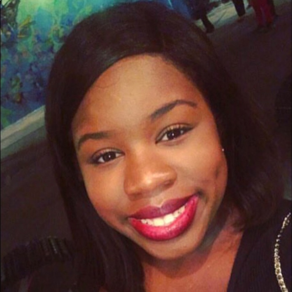 Meet your Posher, Deja